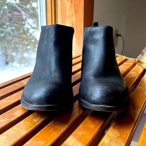 Kork-Ease Leather Ankle Booties size 9.5/41